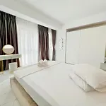 Luxury 2 Bed-room Mamaia