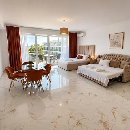 Apartment Luxury &