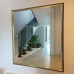 Luxury 2 Bed-room Apartment *