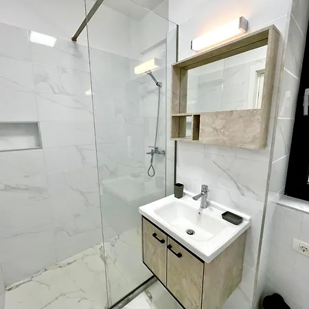 Apartment Luxury Residence Apartments & Studio *