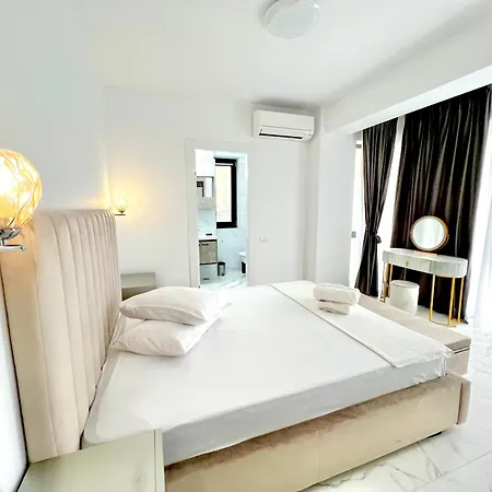 Luxury Residence Apartments & Studio Apartment