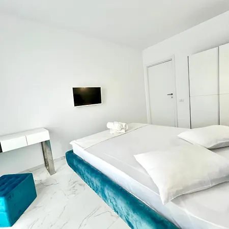 Luxury 2 Bed-room